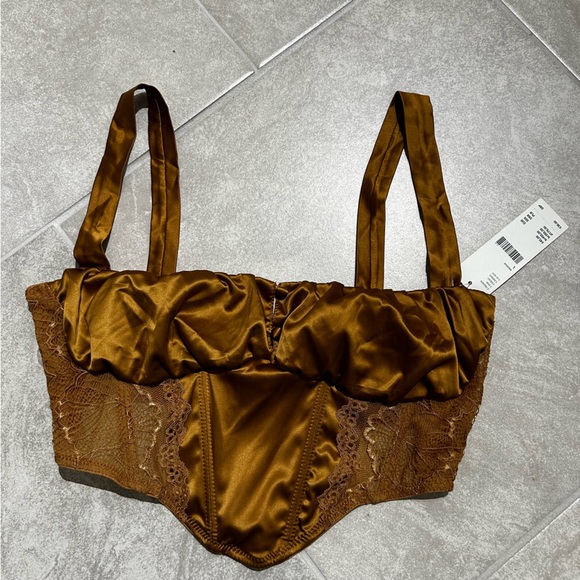 Urban Outfitters Out From Under Bralette-NWT Lg - Picture 1 of 7